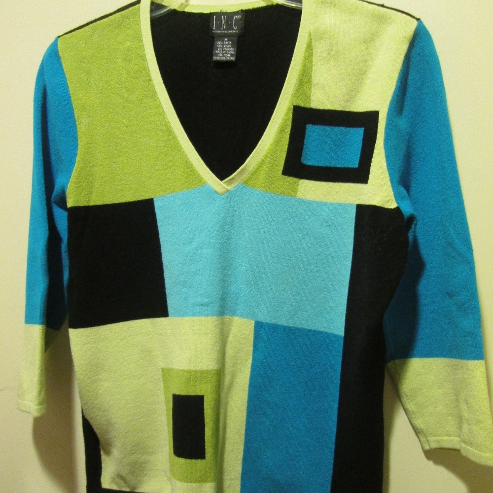 I.N.C. MEDIUM SWEATER WITH BLOCK COLORS,